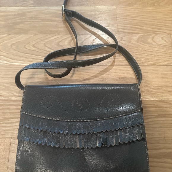 Vintage Valentino Garavani Crossbody - Picture 2 of 7